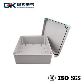 चीन छोटे ABS 60 एम्प जंक्शन बॉक्स स्पष्ट प्लास्टिक इलेक्ट्रॉनिक बाड़ों कार्टन पैकेज आपूर्तिकर्ता
